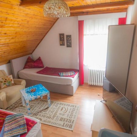Pension Zum Taucher Gosen Bagian luar foto